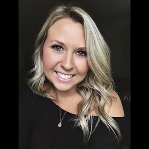 Meet your Posher, Mayah